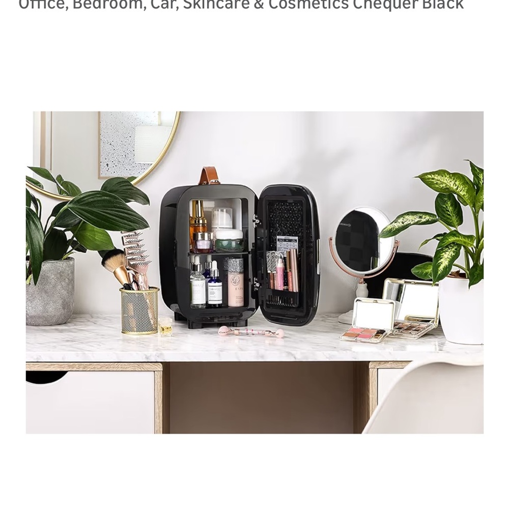 GUC mini makeup fridge